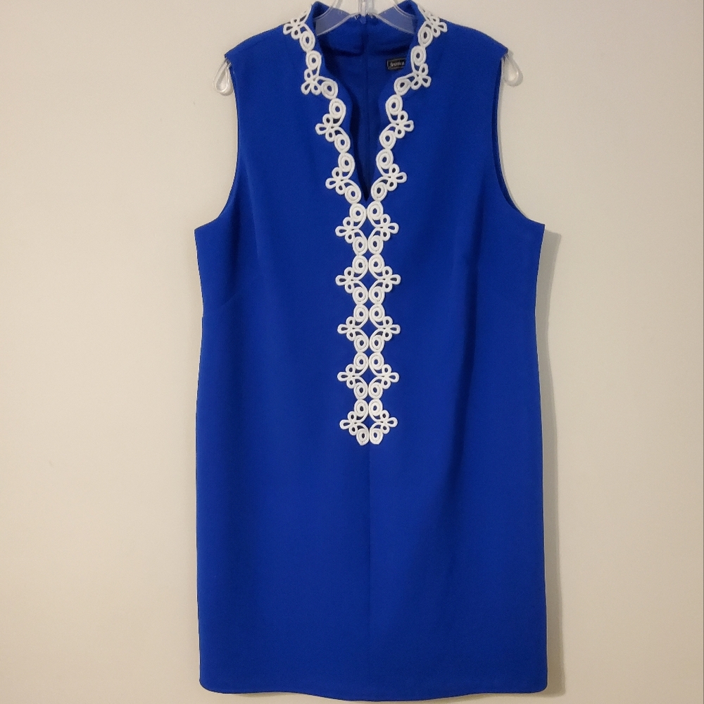 Jessica Howard Blue Sleeveless White Embroidered Crochet Accents Sheath Dress